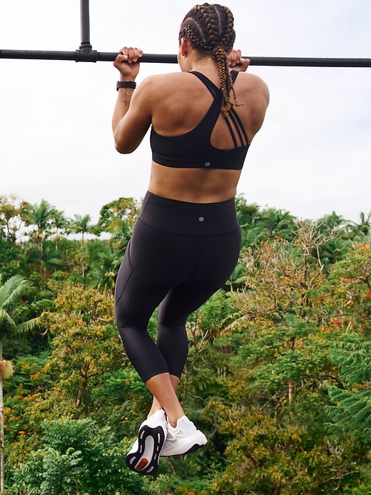 Athleta leggings capris Le yoga fitness size Small 18”inseam