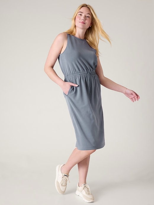 Image number 7 showing, Seasoft Midi Dress