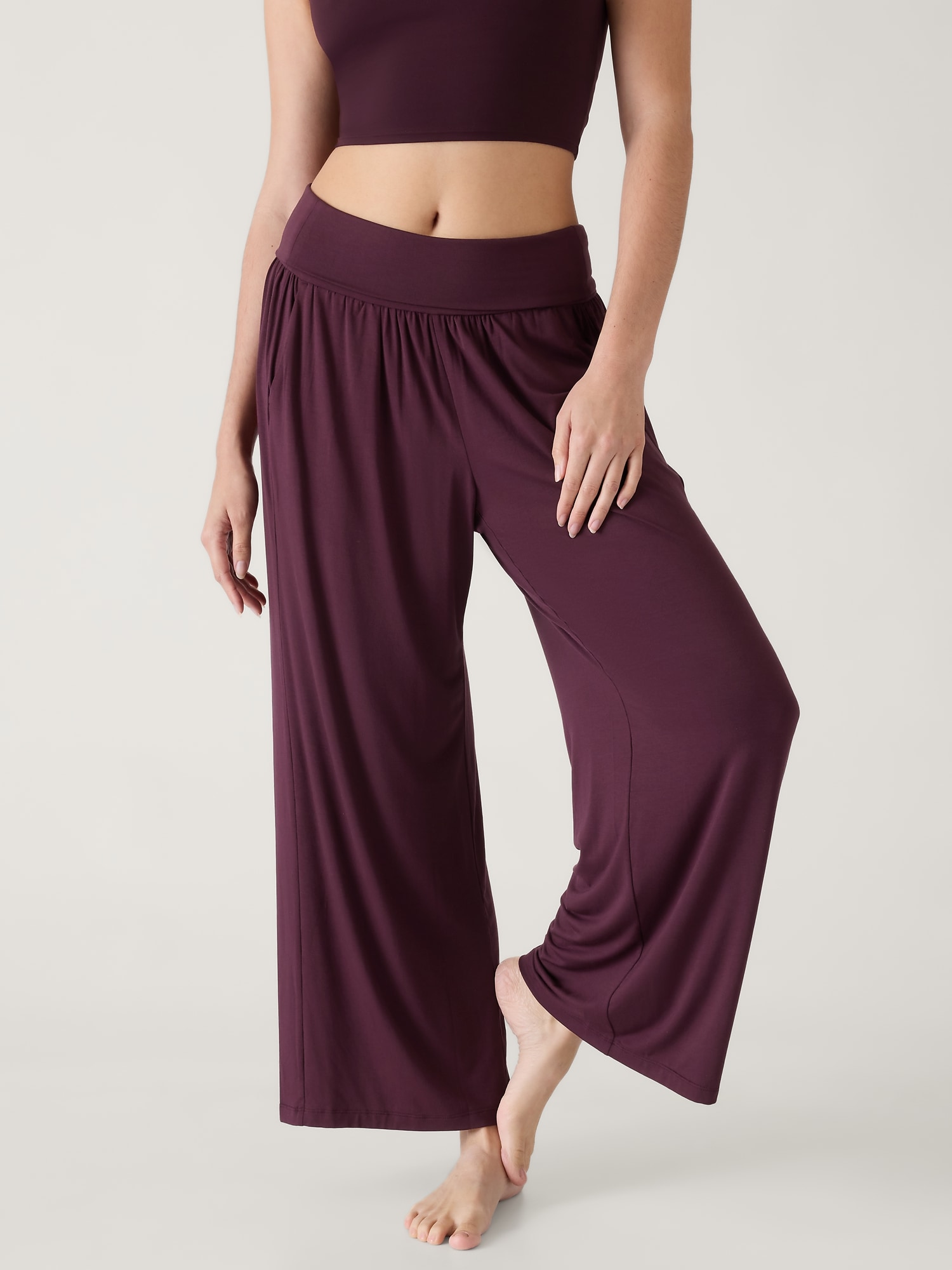 Smoked Spruce Butter Soft Straight Leg Yoga Pants – Boutique Tallulah