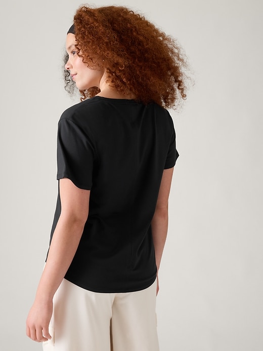 Image number 8 showing, Essential V-Neck Tee