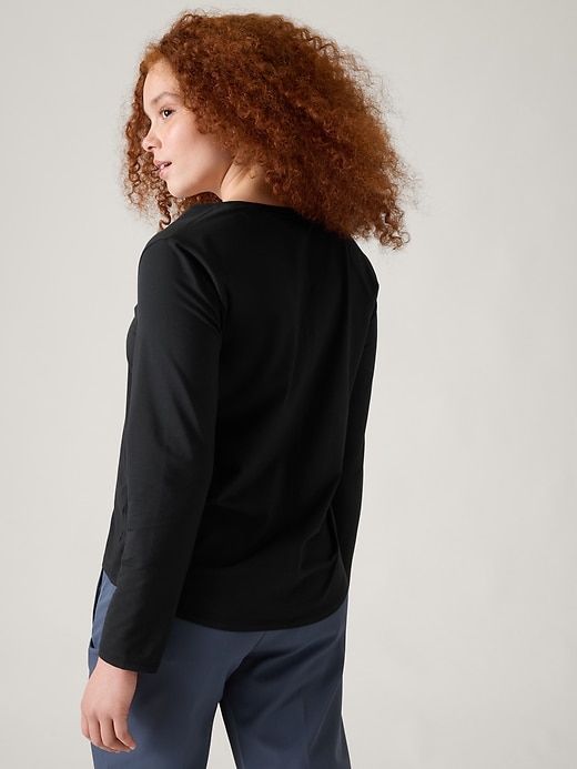 Image number 8 showing, Essential V-Neck Top