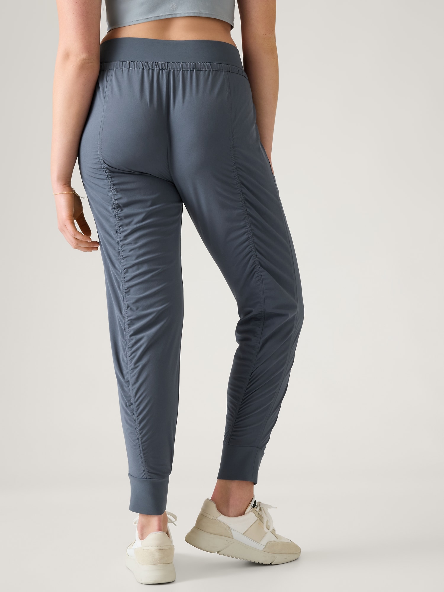 Athleta Joggers & The Search For Workout Pants That Aren't