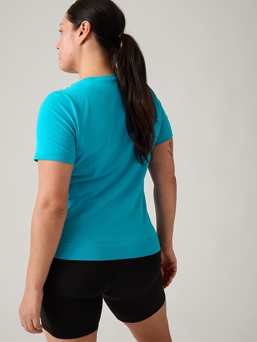 Image number 8 showing, In Motion Seamless Tee