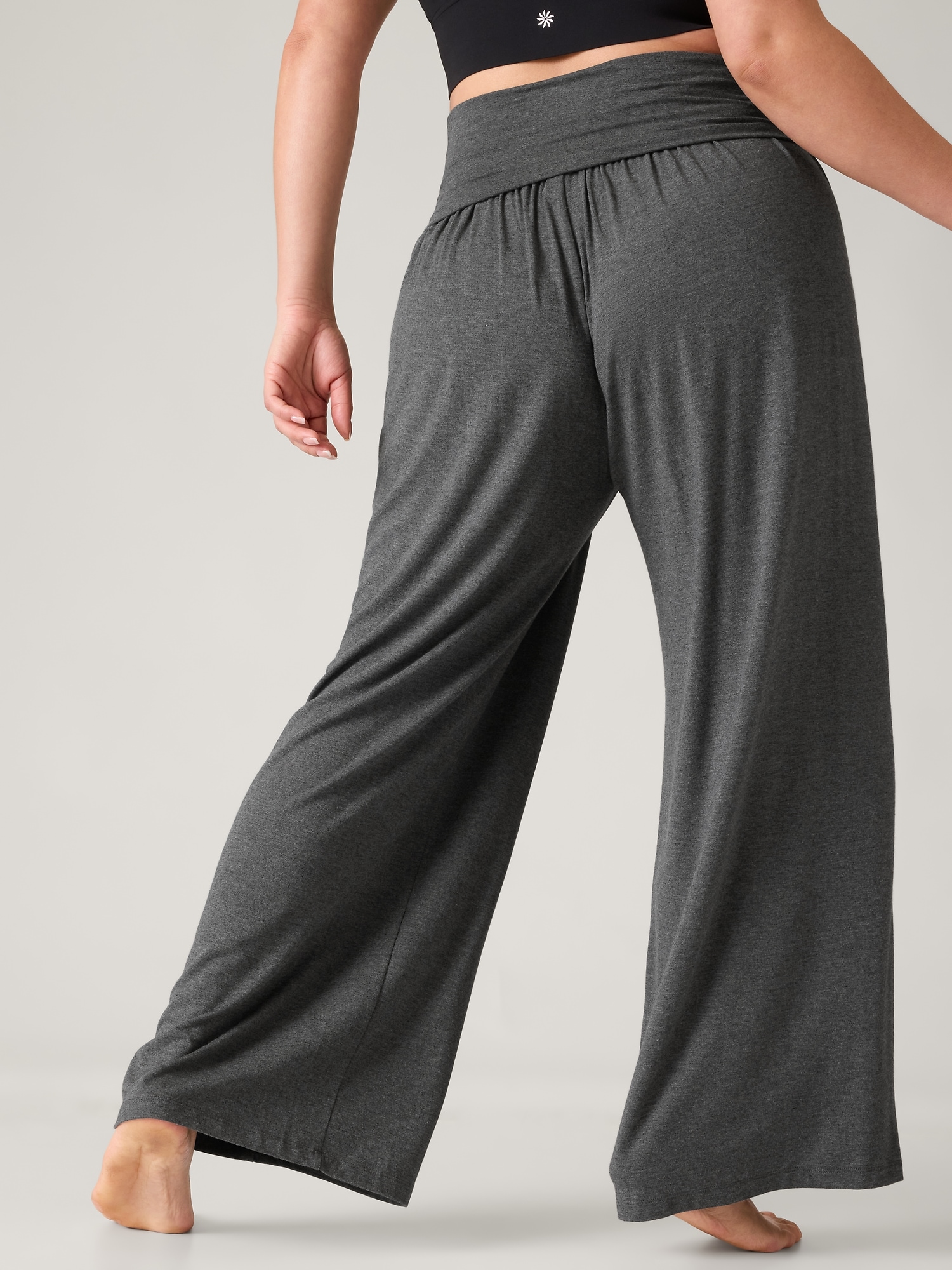 Lululemon On The Fly Pants Gray Size 4 27” Inseam