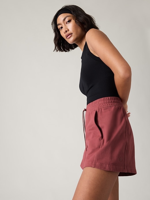 L'image numéro 4 présente Short à taille haute Retroterry