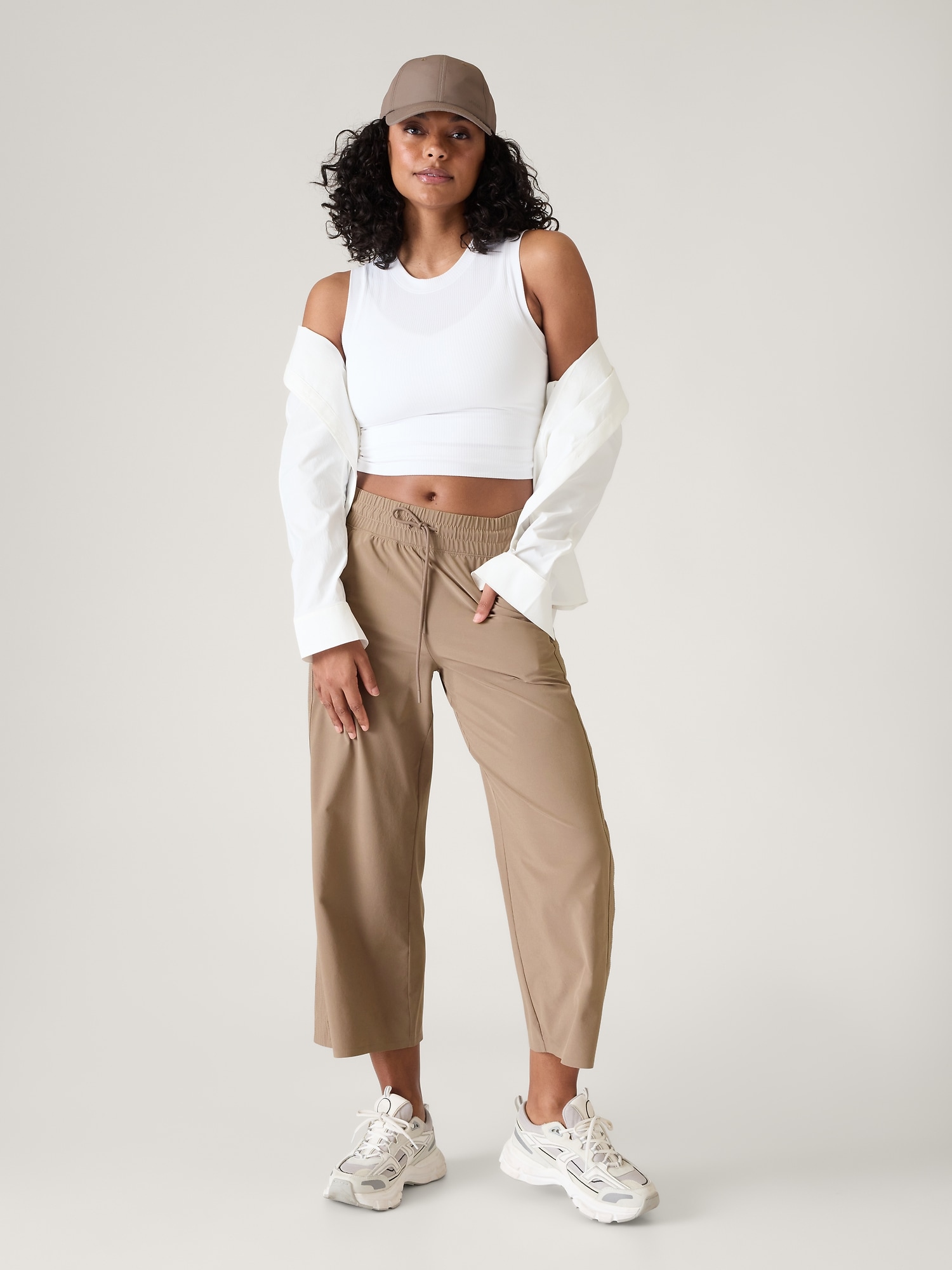 Avenue Wide Leg Crop Pant Styled in 2024  Wide leg outfit, Athleta outfit,  Wide leg cropped pants