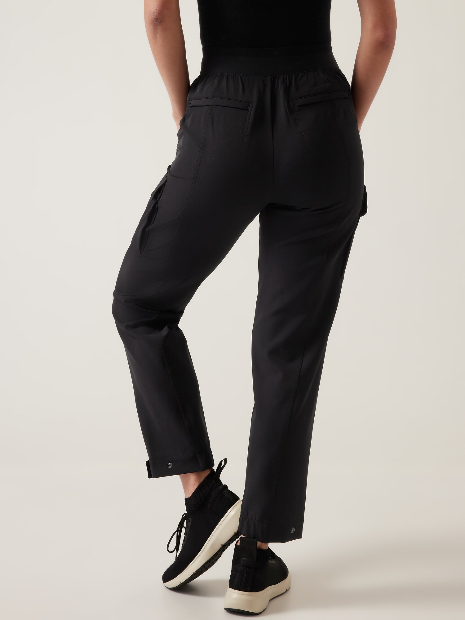 Lululemon Womens Black Commuter Travel Chino Zipper Pants Pockets Size 4