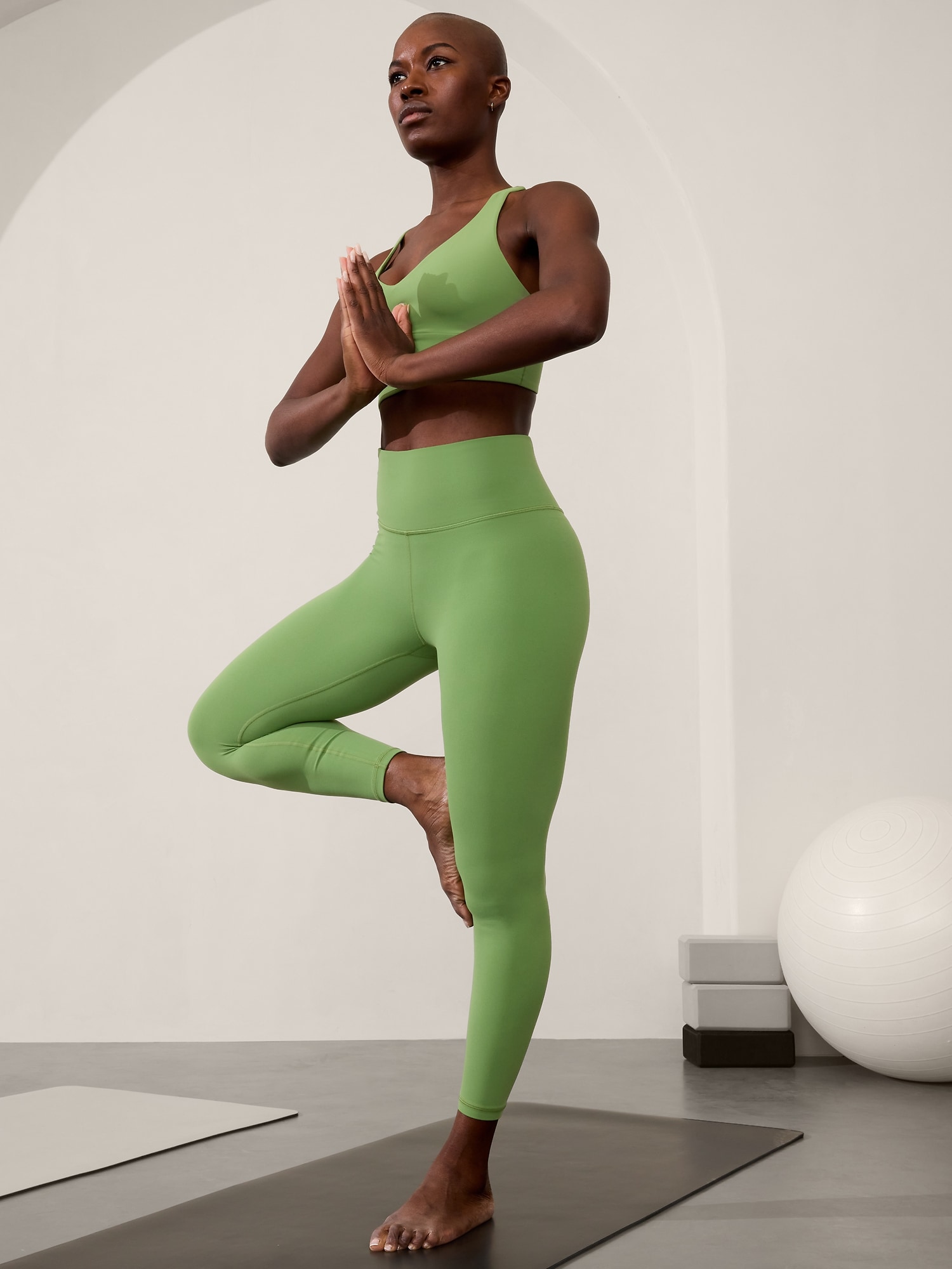Athleta, Pants & Jumpsuits, Athleta Elation Ultra High Rise Shimmer  Leggings Nordic Green Sz Medium