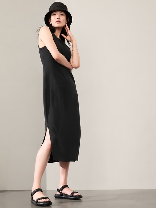 Image number 1 showing, Essential Midi Dress