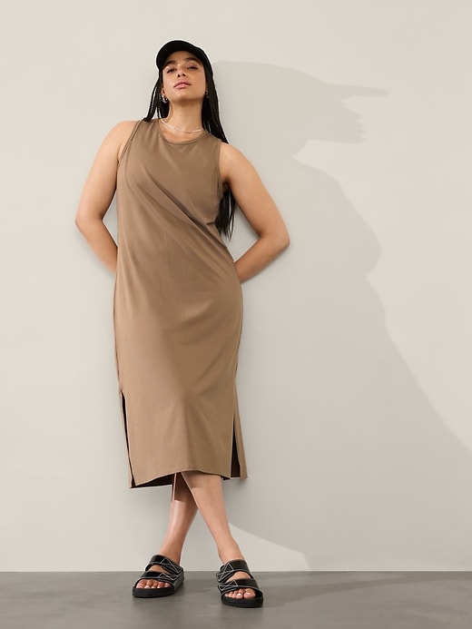 Image number 7 showing, Essential Midi Dress
