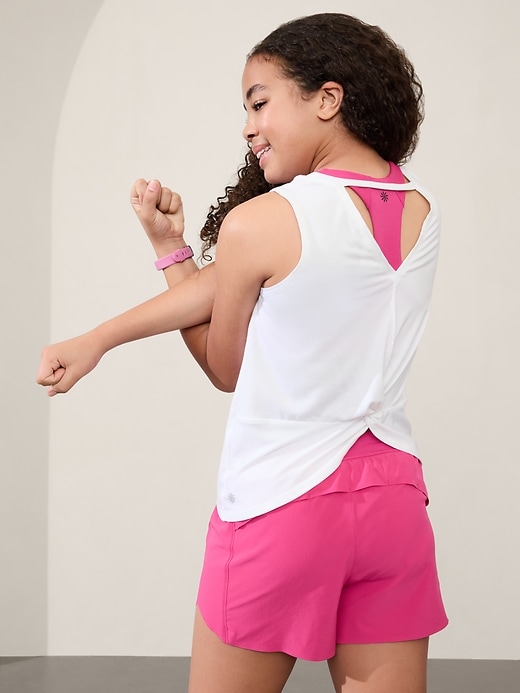 L'image numéro 2 présente Camisole à dos torsadé With Ease Athleta Girl