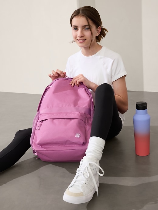 L'image numéro 1 présente Sac à dos Limitless Athleta Girl