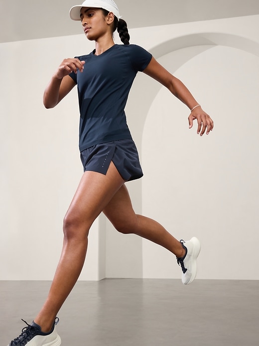 Image number 3 showing, Momentum Seamless Tee