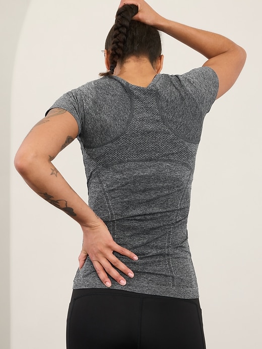 Image number 5 showing, Momentum Seamless Heather Tee