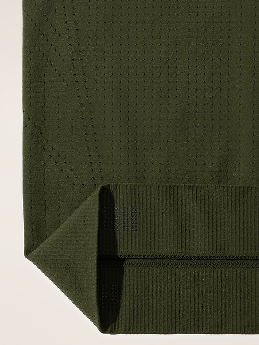 Image number 2 showing, In Motion Seamless Top