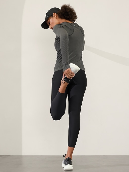 Image number 5 showing, Momentum Seamless Top