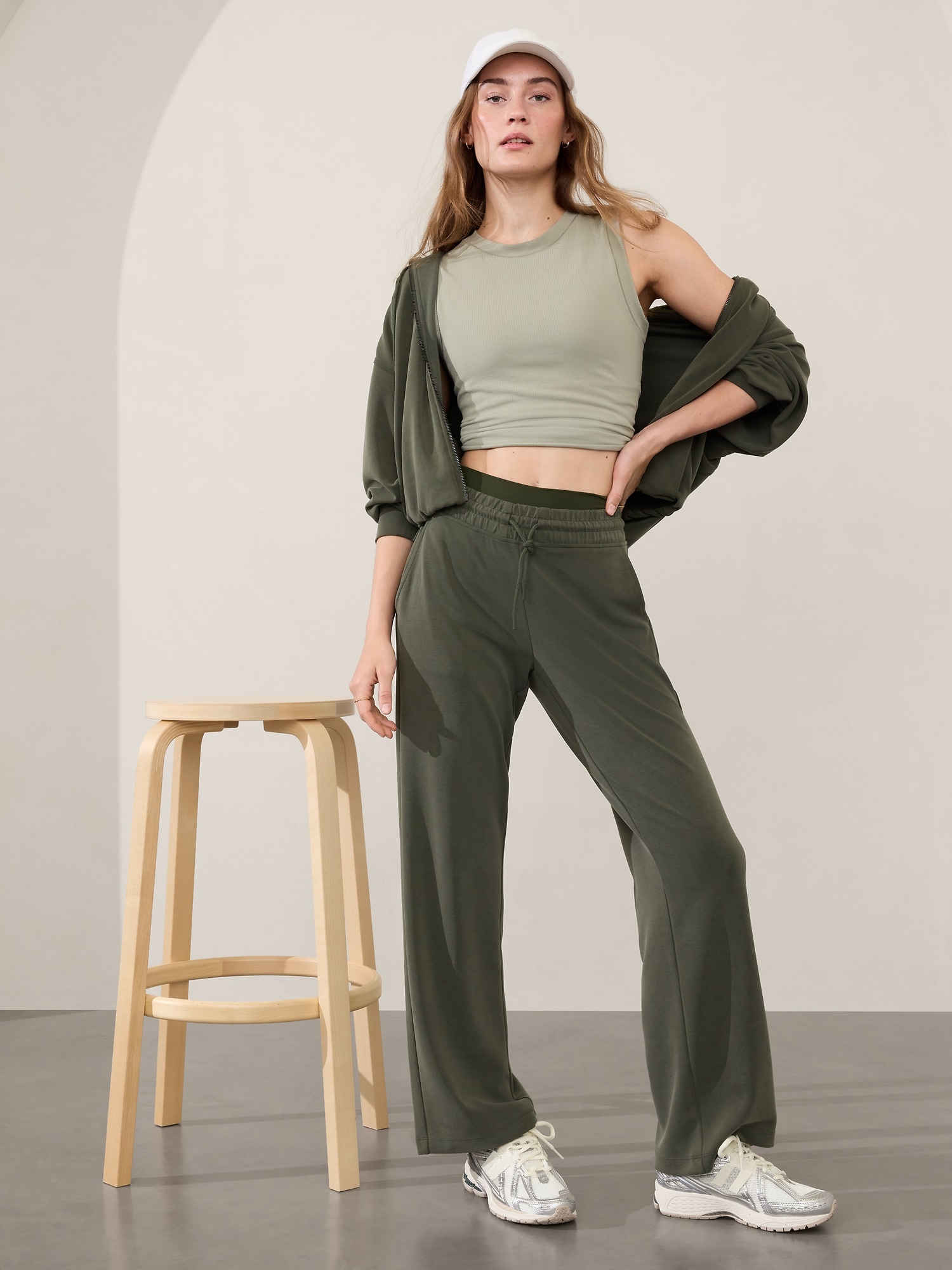 Pantalon droit à taille moyenne Seasoft