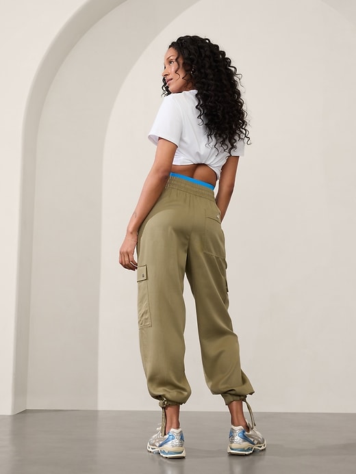 L'image numéro 2 présente Pantalon utilitaire à taille haute Celestial