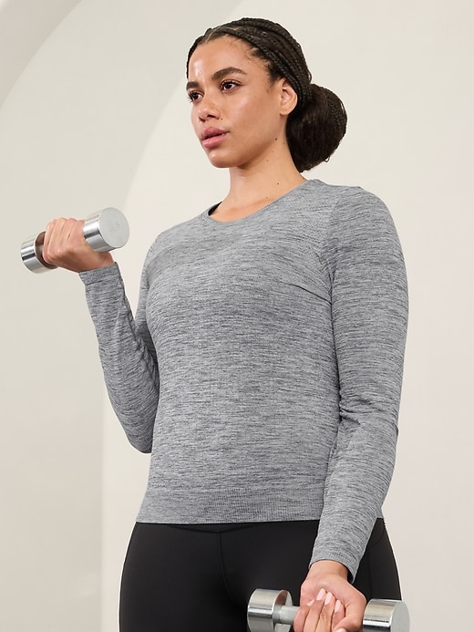 Image number 7 showing, In Motion Seamless Heather Top