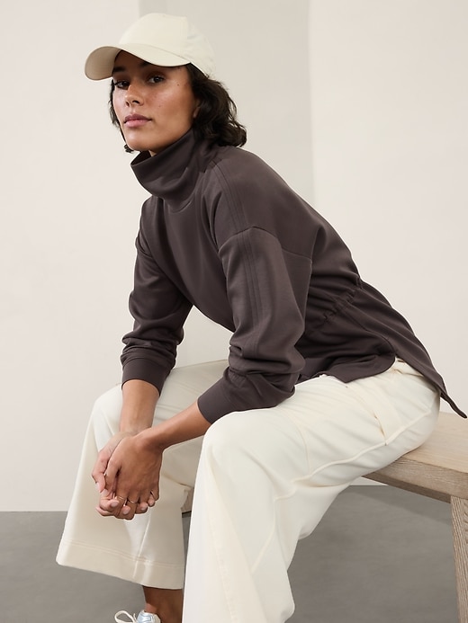 Image number 2 showing, Allure Cinch Sweatshirt