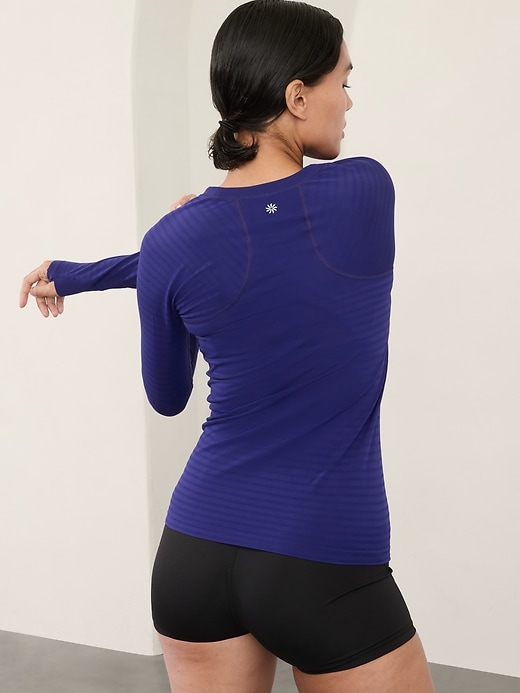 Image number 3 showing, Momentum Stripe Seamless Top
