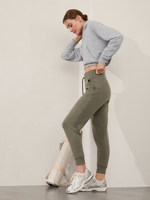 L'image numéro 3 présente Pantalon de jogging à taille moyenne Balance