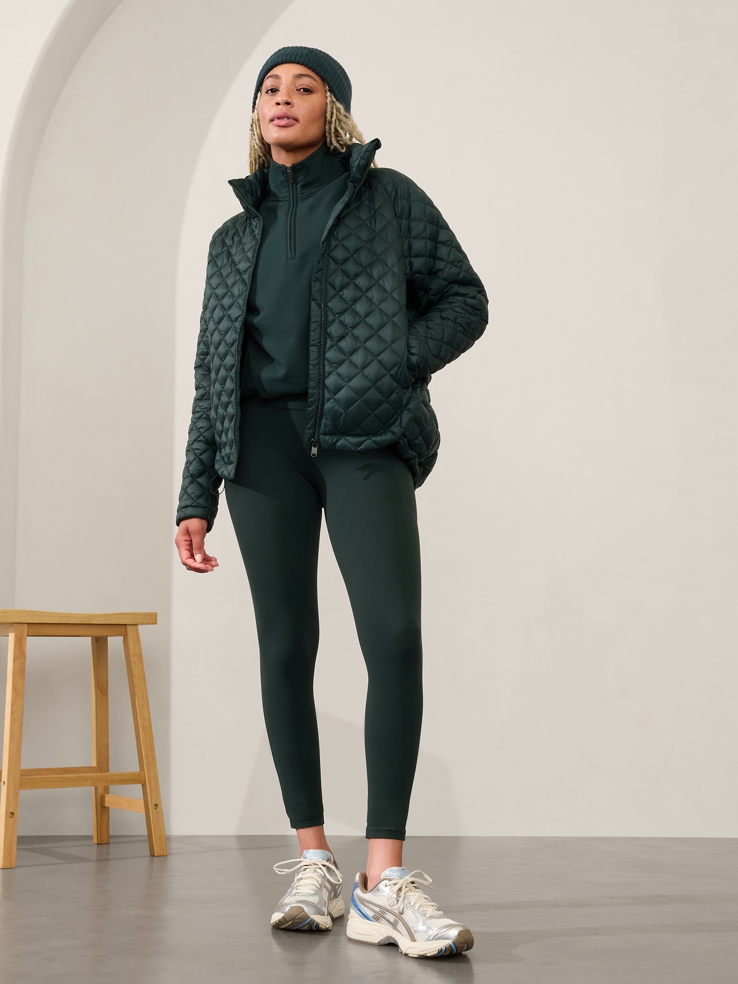 Whisper Featherless Puffer Jacket - Green