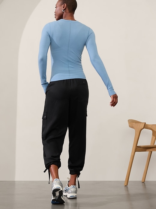 Image number 3 showing, Ascent Seamless Top