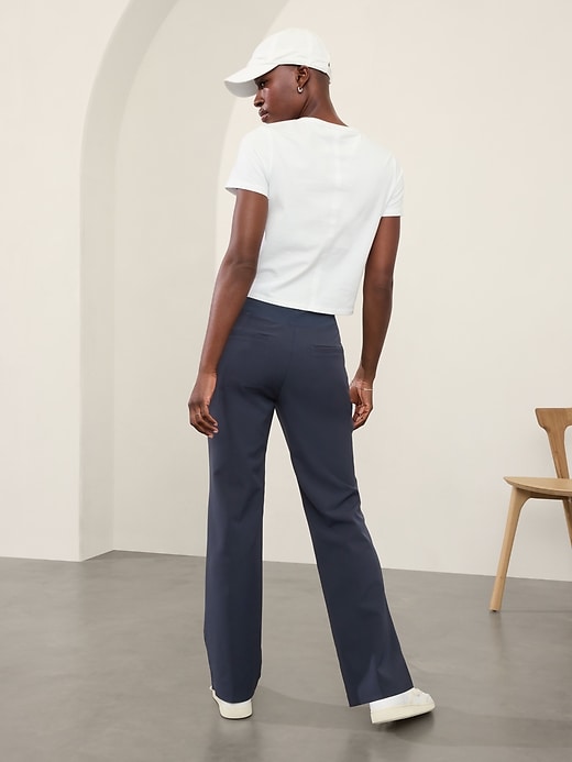 L'image numéro 2 présente Pantalon évasé à taille haute Endless