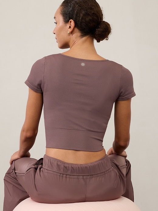 Image number 2 showing, Aurora Seamless Short Sleeve Top