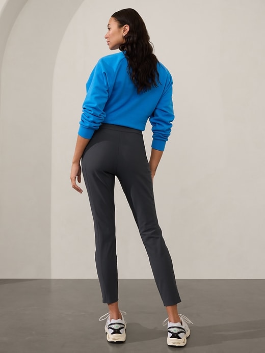 L'image numéro 3 présente Legging à taille moyenne Stellar