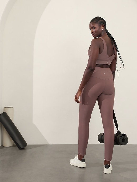 L'image numéro 8 présente Legging en tissu côtelé mixte à taille haute et poches dissimulées Salutation