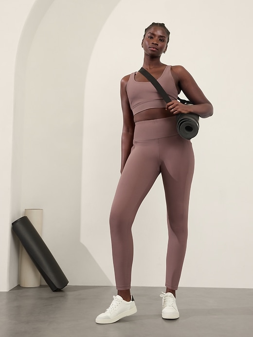 L'image numéro 7 présente Legging en tissu côtelé mixte à taille haute et poches dissimulées Salutation