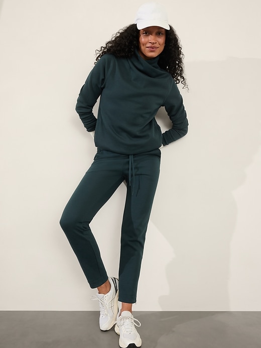 L'image numéro 8 présente Pantalon à taille haute à ourlet à glissière Cozy Karma