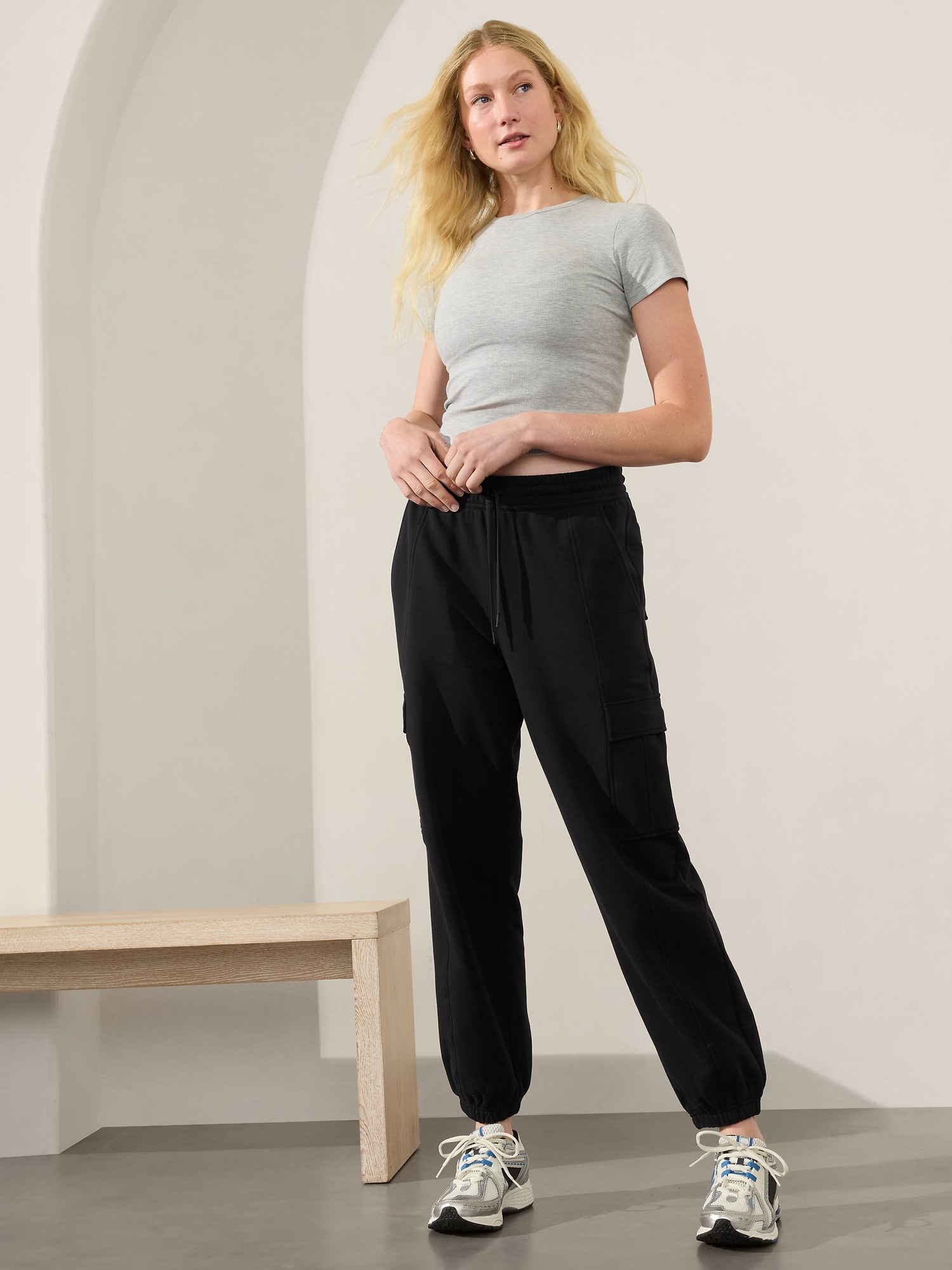 Pantalon de jogging cargo en molleton à taille moyenne Forever