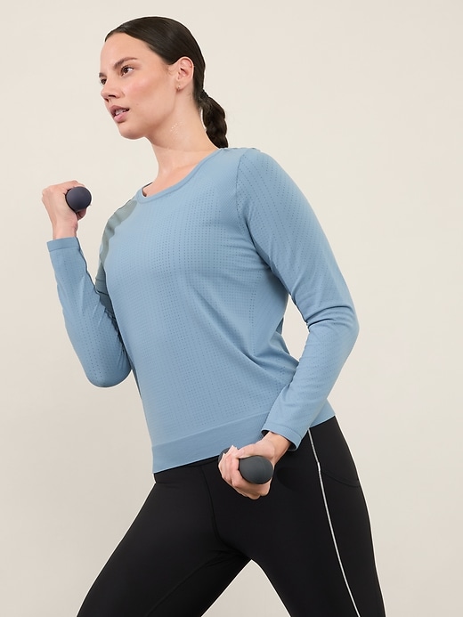 Image number 6 showing, In Motion Seamless Top