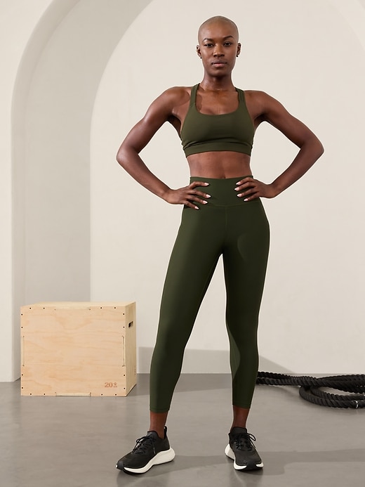 L'image numéro 1 présente Legging 7/8 à taille haute et poches dissimulées Interval