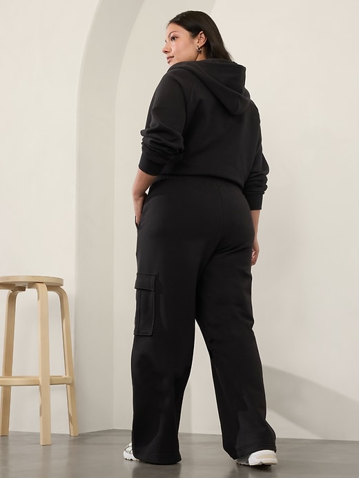 L'image numéro 8 présente Pantalon cargo en molleton à taille moyenne Easy