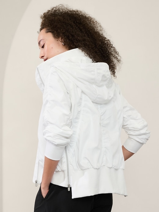 L'image numéro 3 présente Blouson Jetset