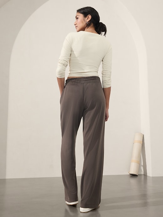 Image number 3 showing, Seasoft Mid Rise Straight Pant