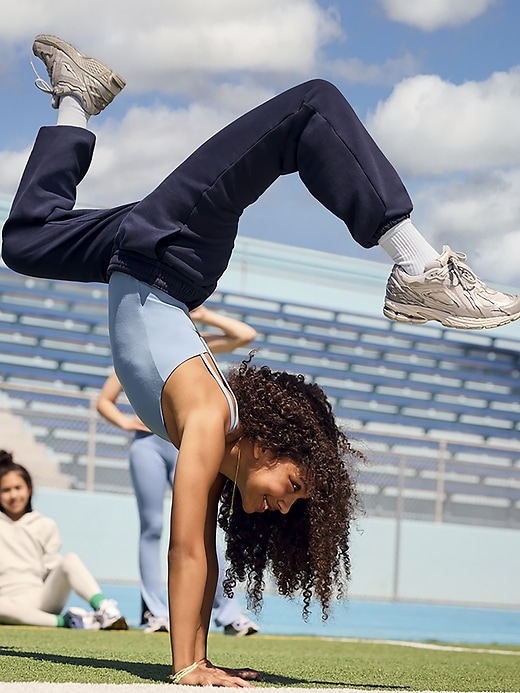 L'image numéro 5 présente Pantalon de jogging All Day Athleta Girl