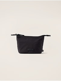 L'image numéro 1 présente Petite pochette à cosmétiques All About