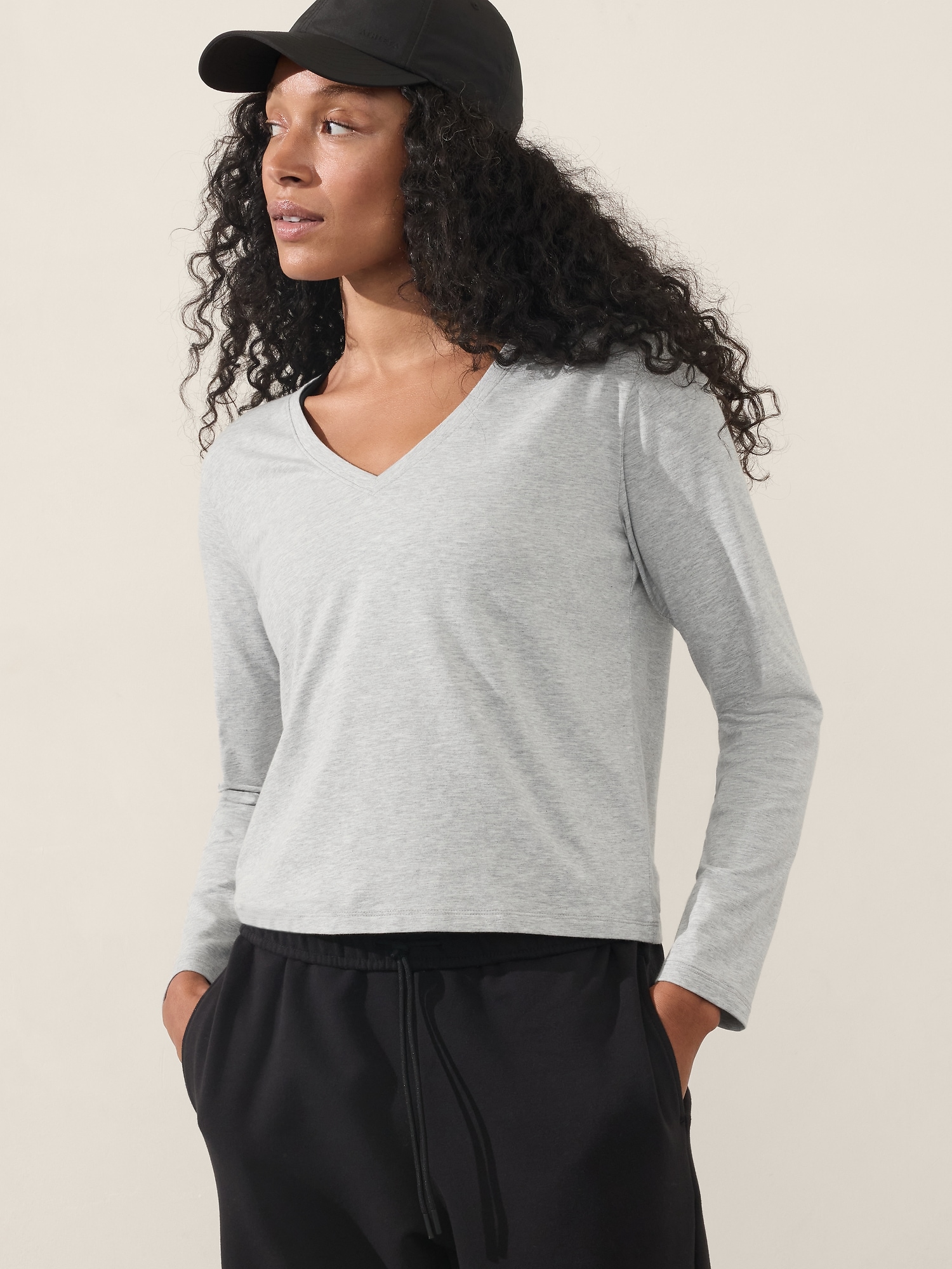 Essential V-Neck Top - Gray