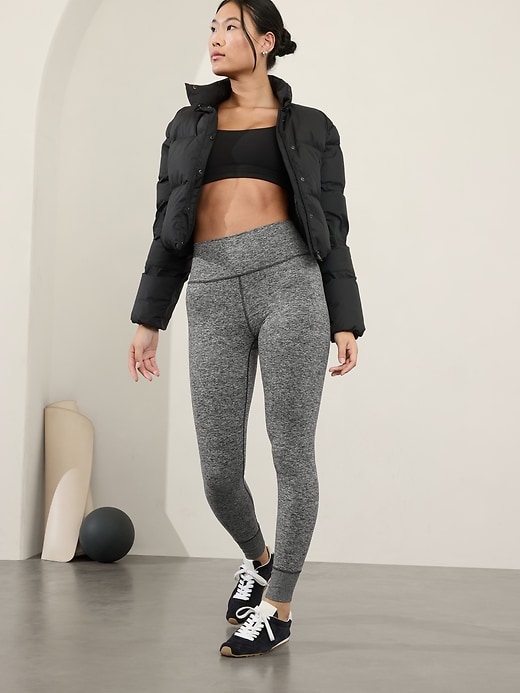 L'image numéro 2 présente Legging à taille haute Softluxe