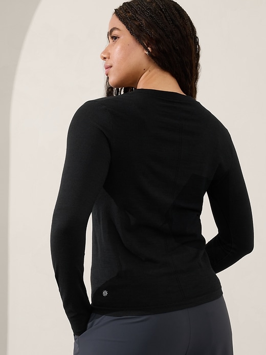 Image number 8 showing, Ascent Seamless Top