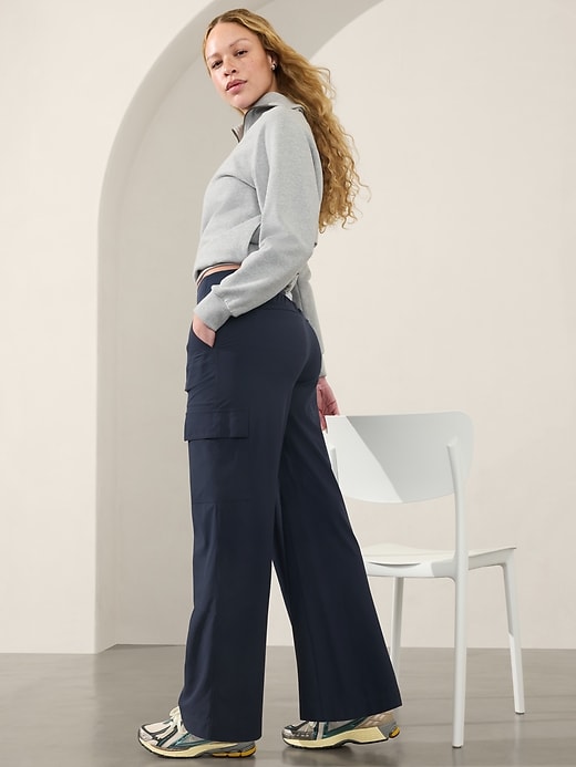 L'image numéro 4 présente Pantalon cargo à taille haute Brooklyn Heights