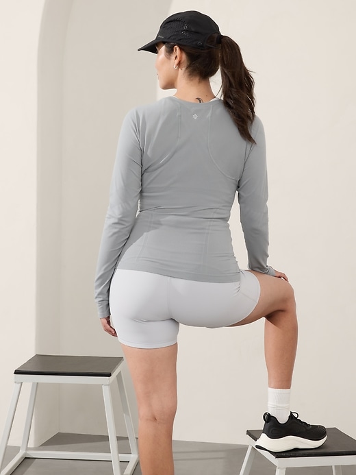 Image number 8 showing, Momentum Seamless Top