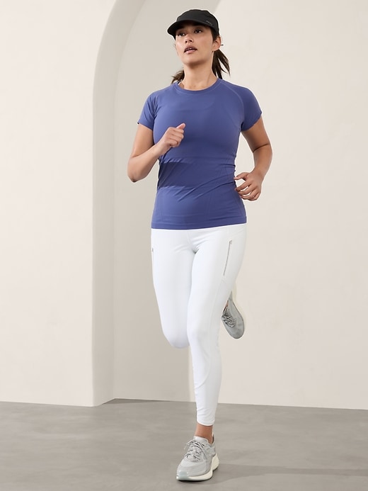 Image number 6 showing, Momentum Seamless Tee