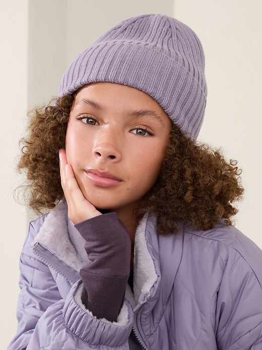 Voir une image plus grande du produit 1 de 2. Tuque Chill Out Athleta Girl