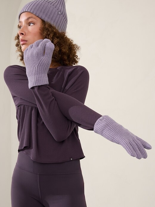 Voir une image plus grande du produit 2 de 2. Gants Chill Out Athleta Girl